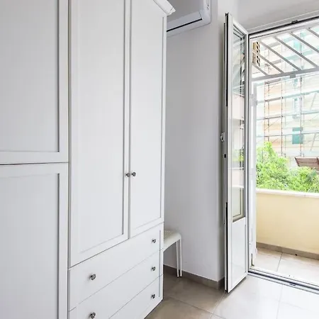 Vatican Cosy شقة *